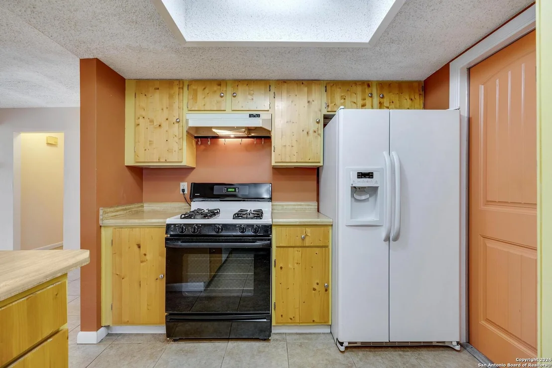 Photo of 3334 Meadow