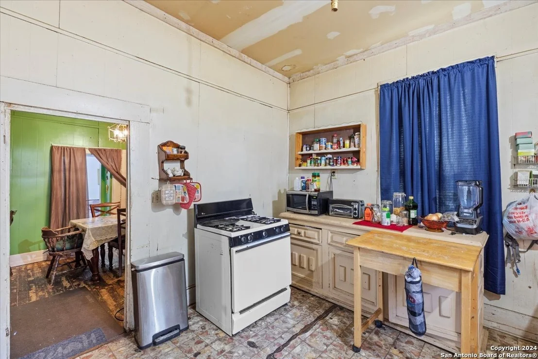 Photo of 121 JACOBS ST