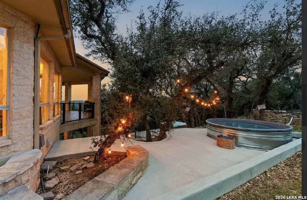 Photo of 120 Eagle Cliff Cir