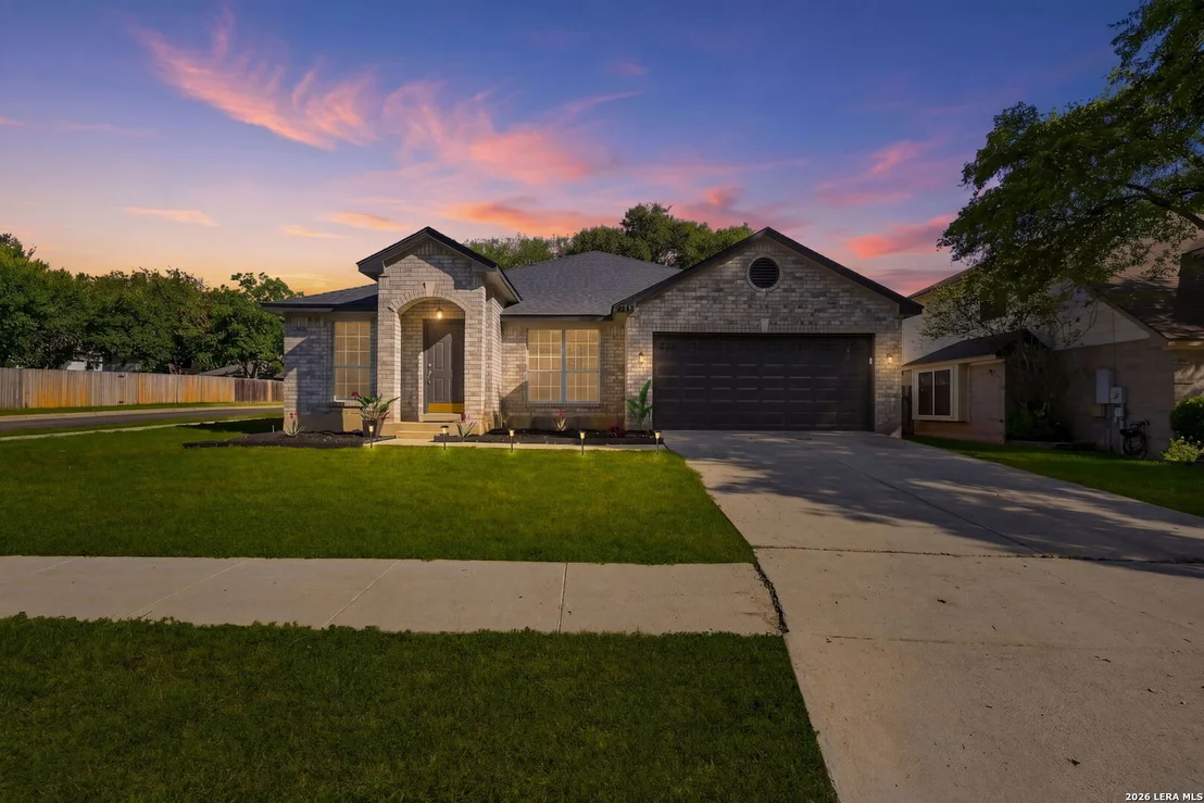 Photo of 1017 SUMMER HAVEN LN
