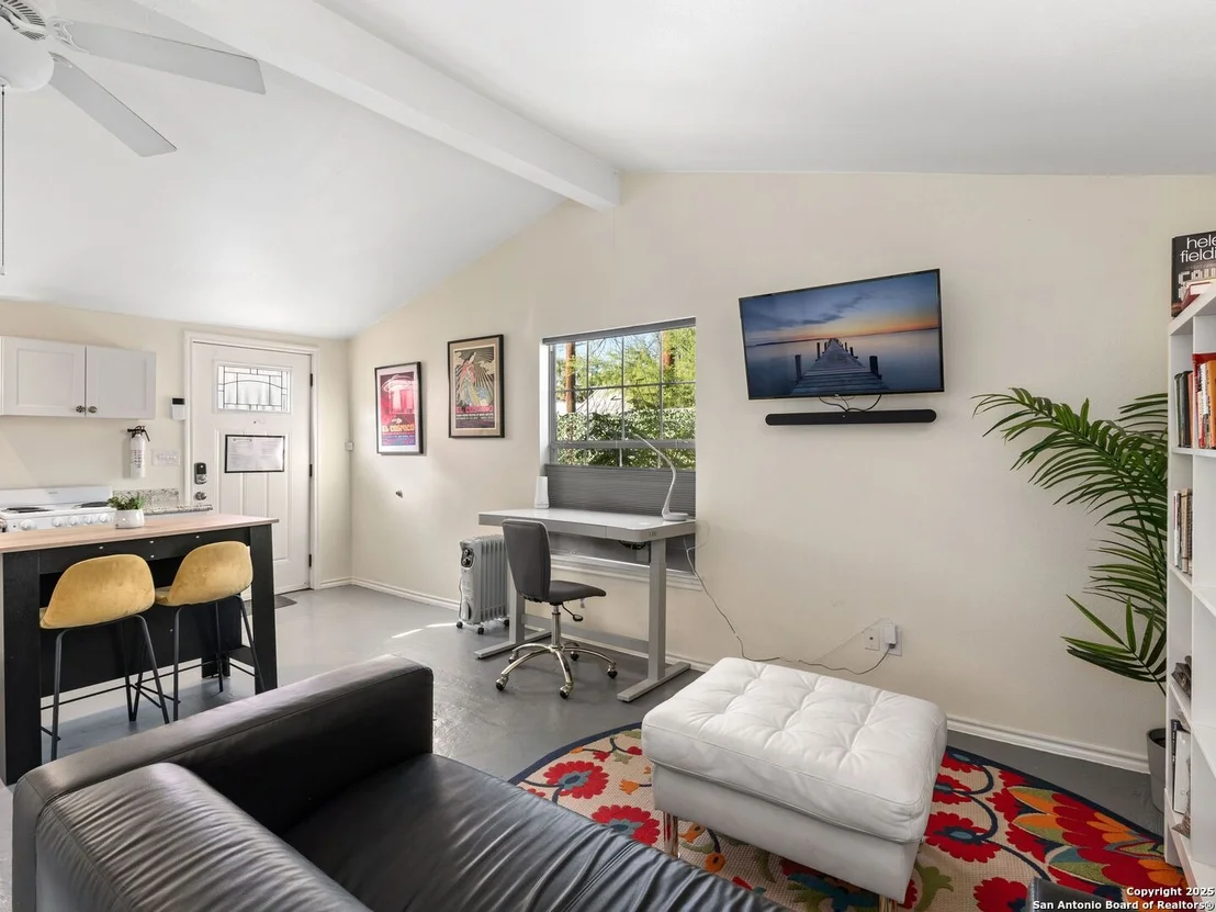 Photo of 126 MUTH