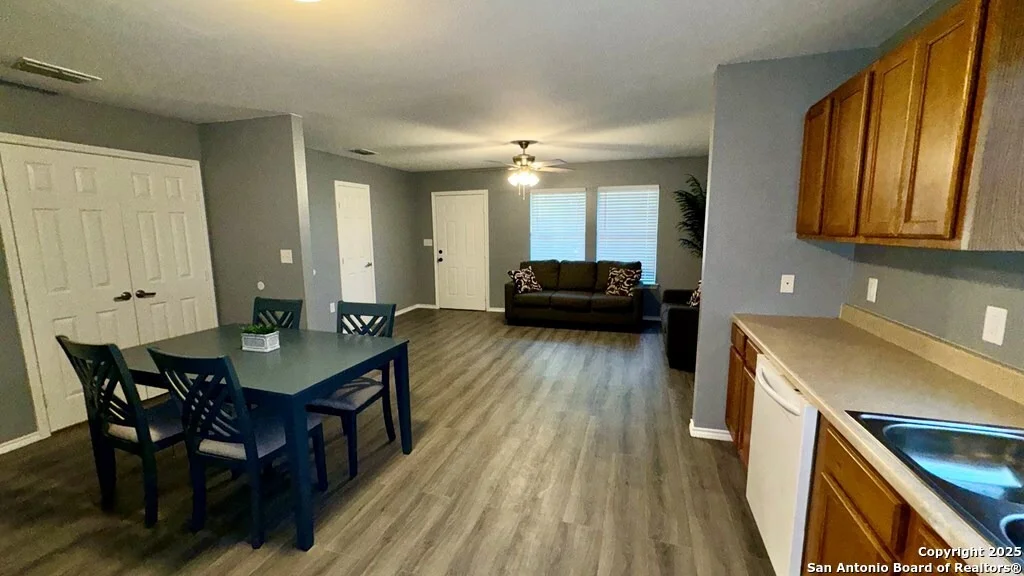 Photo of 807 N AVE D