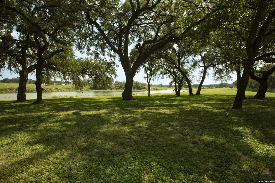 Photo of 325 RIVER RDG