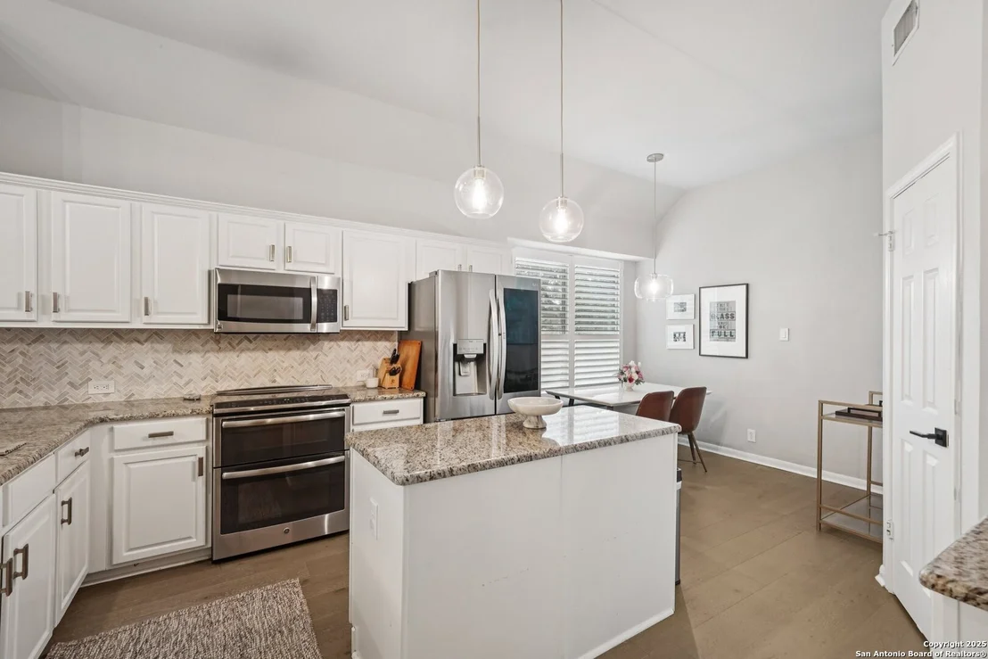 Photo of 16743 Worthington