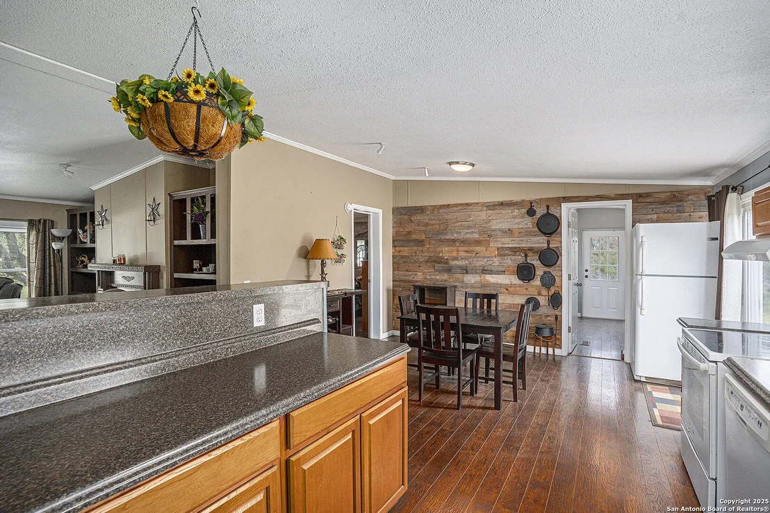 Photo of 1111 Willis Way
