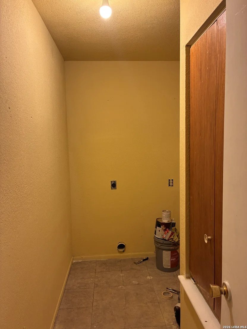 Photo of 2340 Royal Park