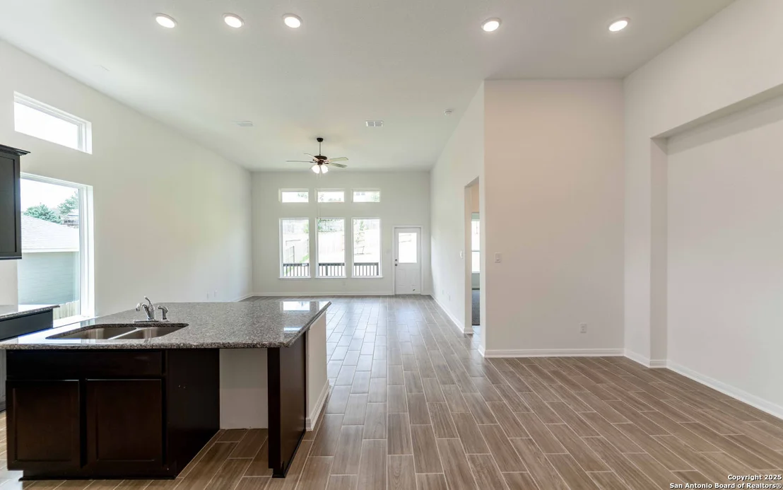 Photo of 4881 Knox View