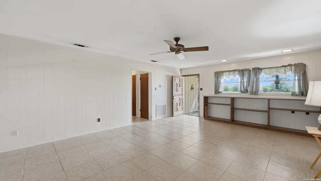 Photo of 603 RIVER OAK DR