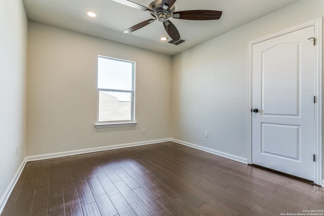 Photo of 7823 Bluebird Haven