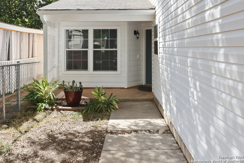 Photo of 2827 Cherry Field
