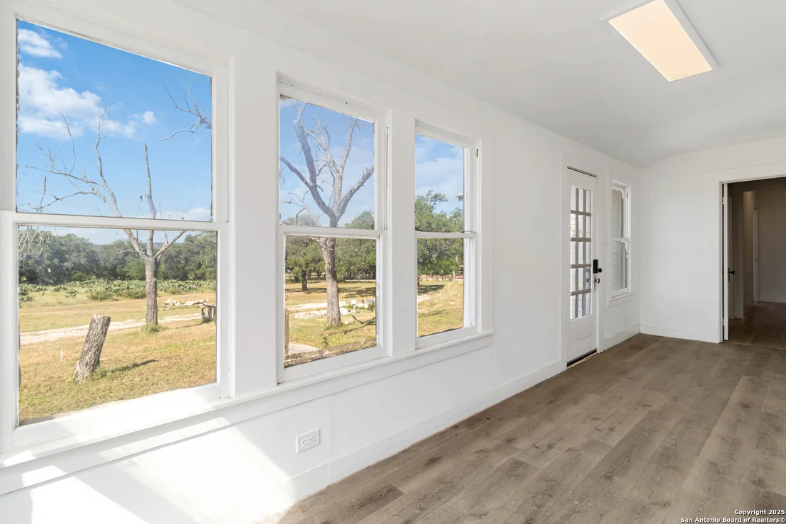 Photo of 30951 Blanco