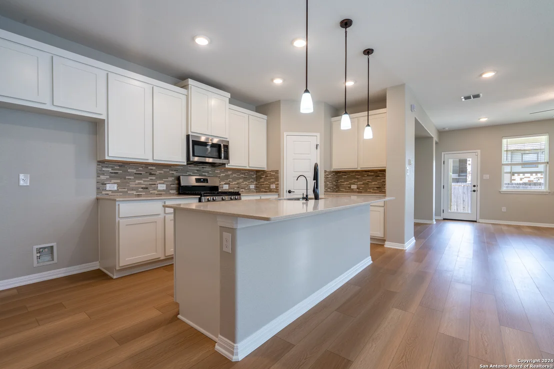 Photo of 8310 Morningside Place