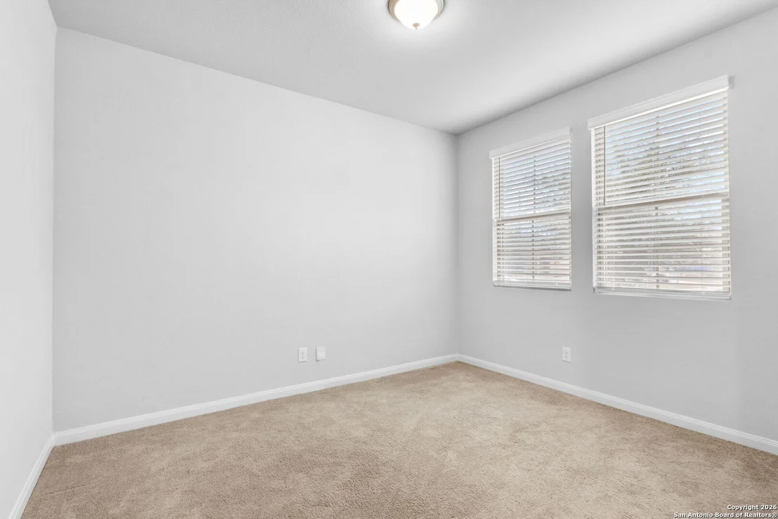 Photo of 251 Antler Bnd