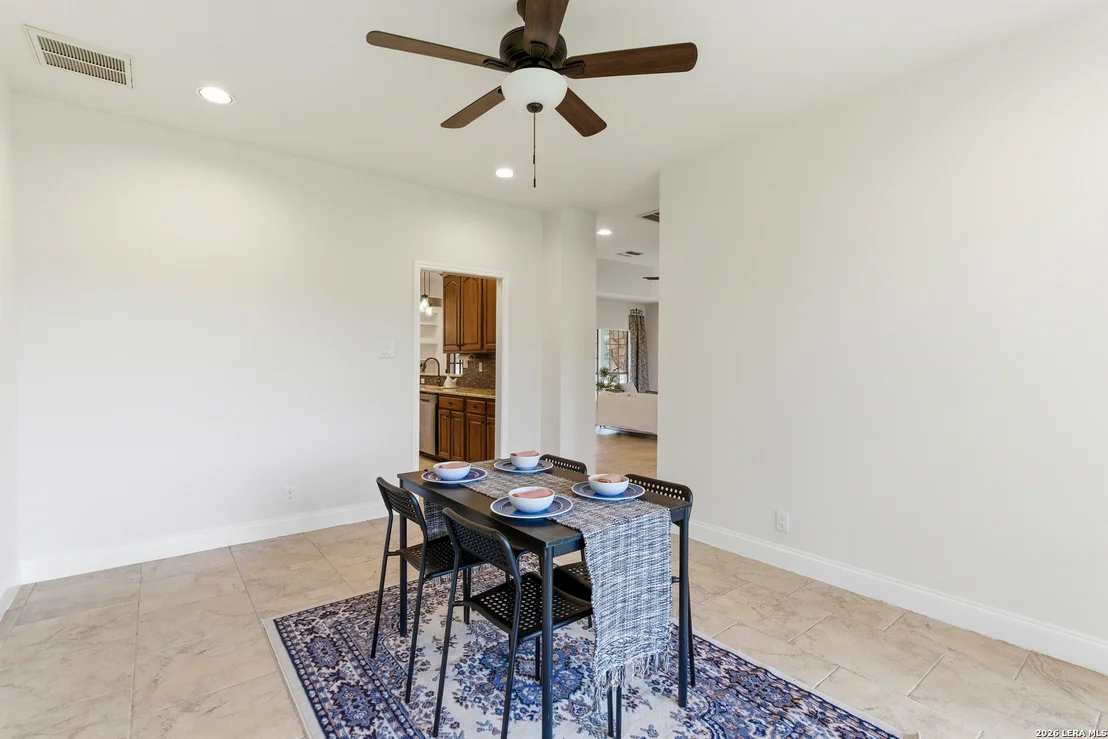 Photo of 180 Saur Rd