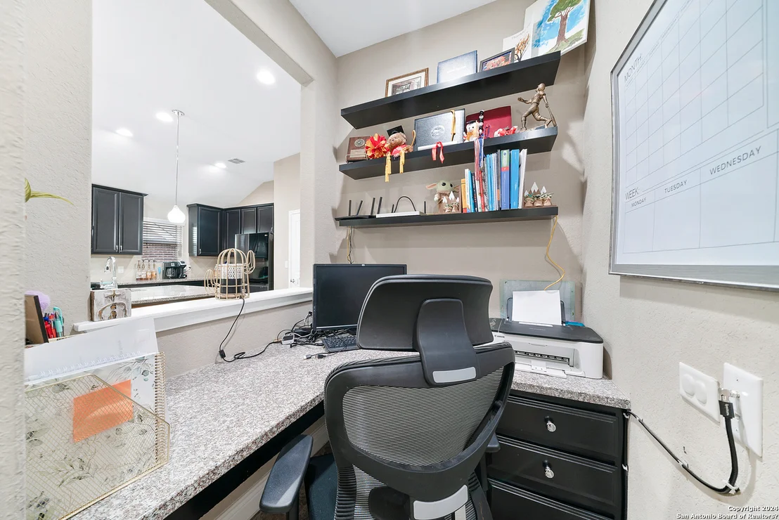 Photo of 12832 LAUREL BRUSH