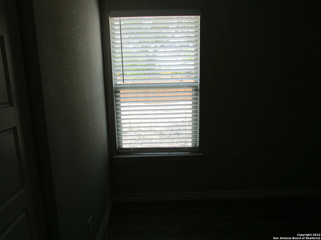 Photo of 910 REXFORD DR