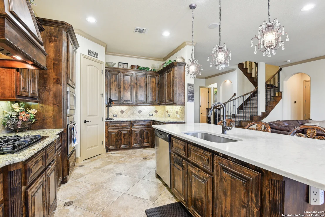 Photo of 25612 Santolina