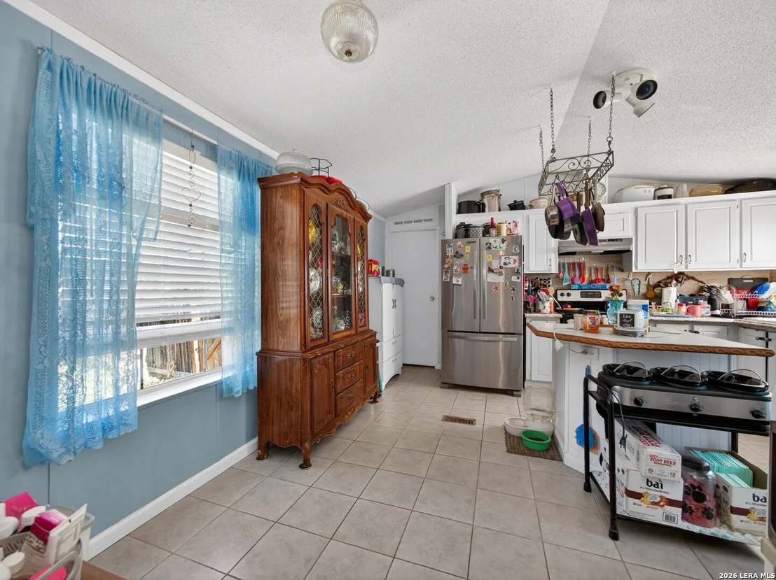 Photo of 953 Forest Oaks Dr