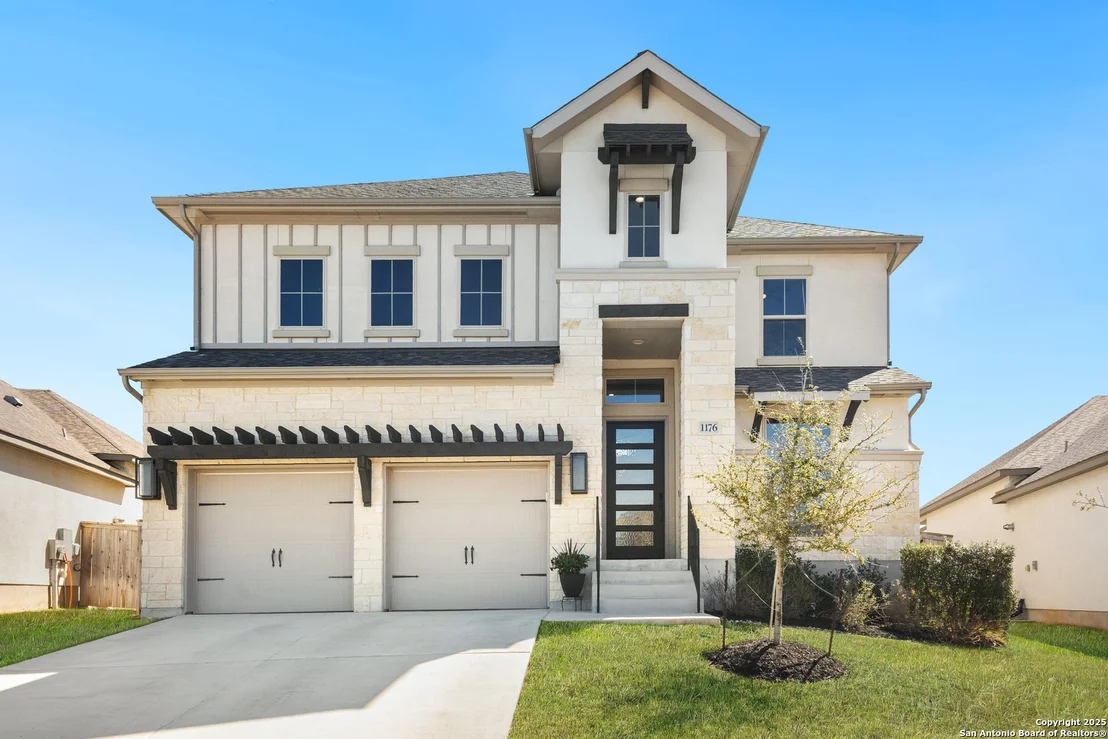 Photo of 1176 Cadogan Squire