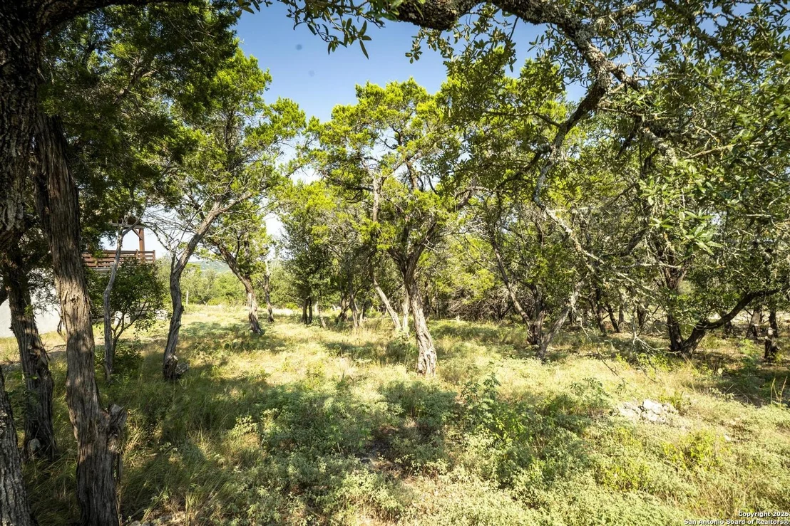 Photo of 2601 Summit Dr