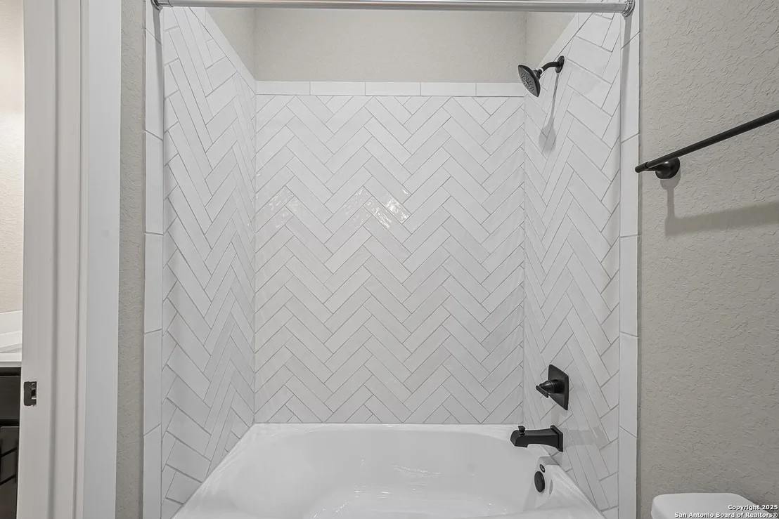 Photo of 6817 Arbor Falls