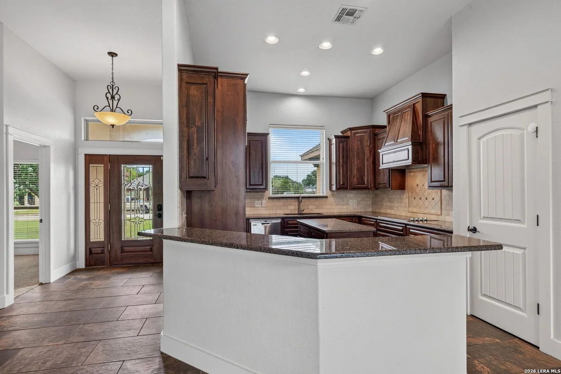 Photo of 1633 CAMDEN LN