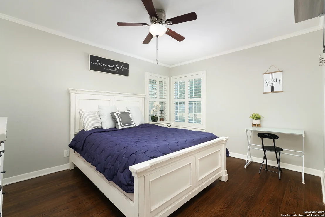 Photo of 311 Redcliff