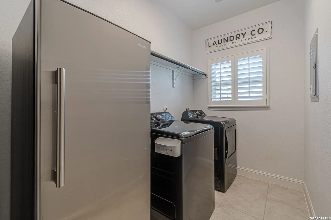Photo of 5302 Guston Hall