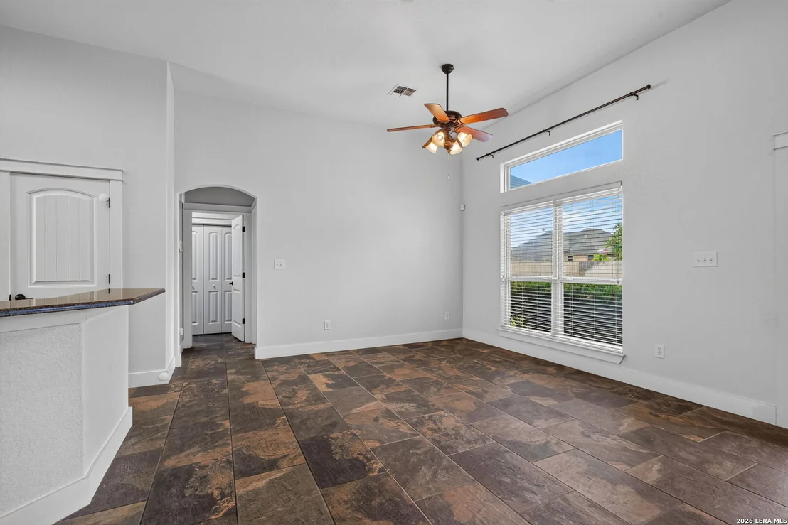 Photo of 1633 CAMDEN LN