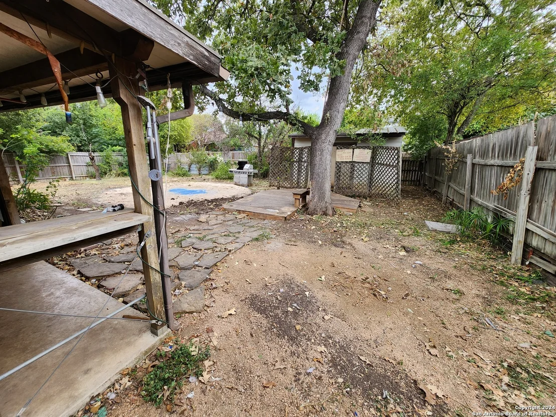 Photo of 11007 FOREST CROWN