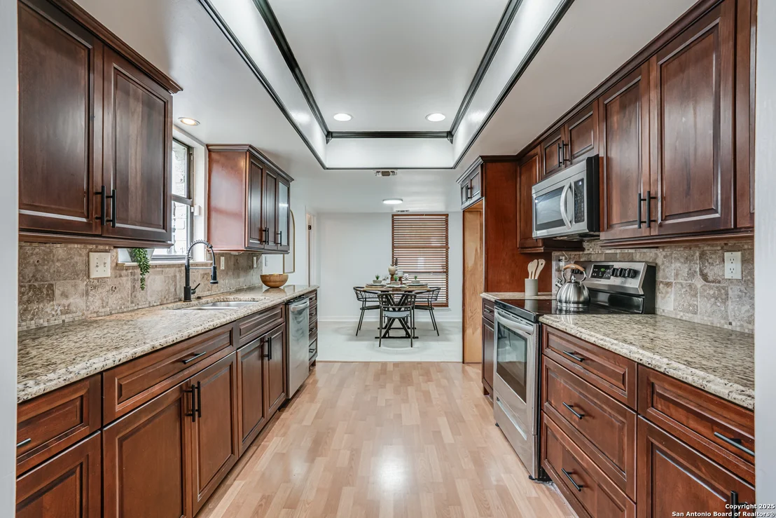 Photo of 14622 Bitternut Woods St
