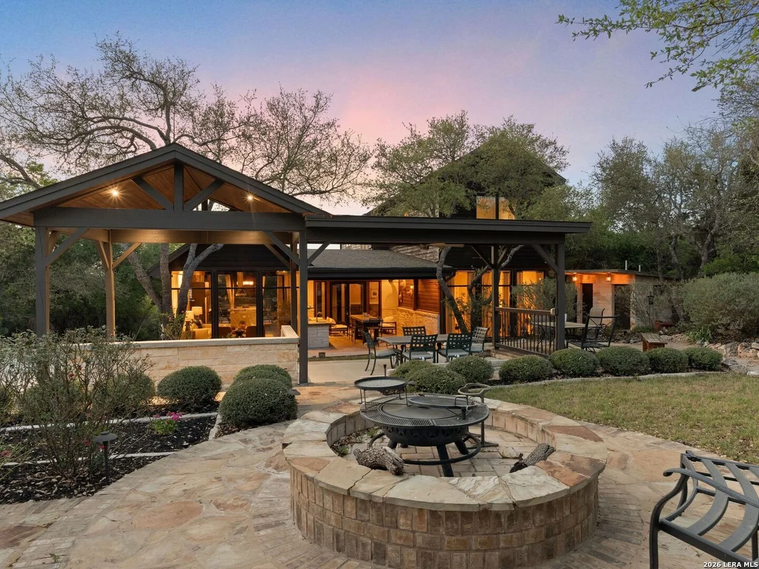 Photo of 1146 VICTORIA LN