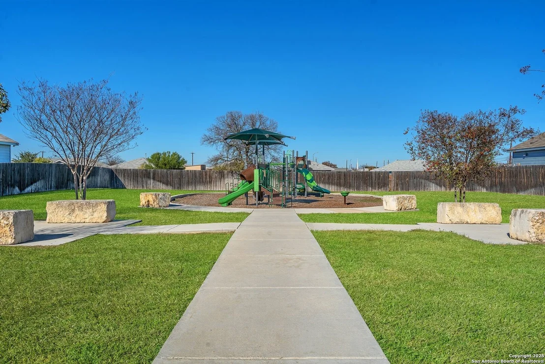 Photo of 4211 VOLCANO WAY