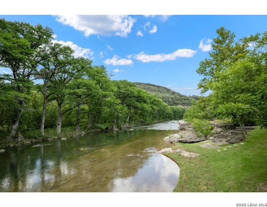 Photo of 9710 RIVER RD