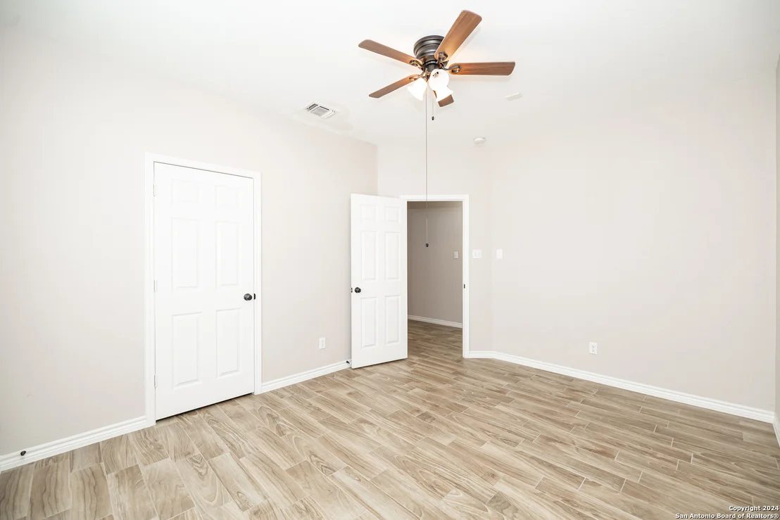 Photo of 1914 RAWHIDE LN