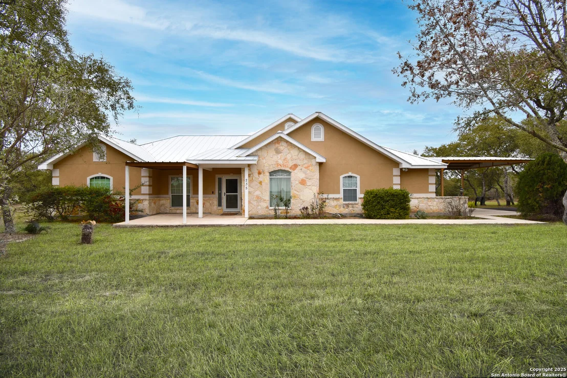 Photo of 235 County Road 2720