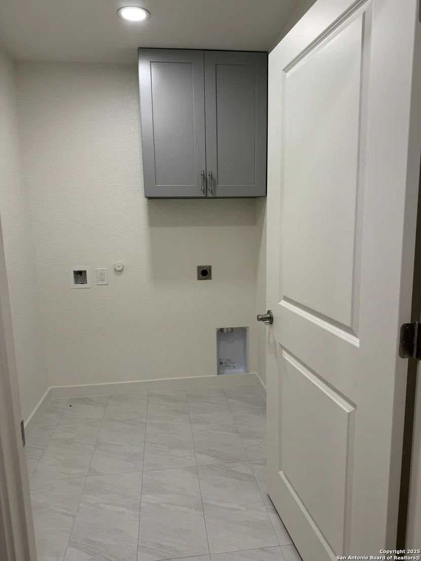 Photo of 214 Williamsburg