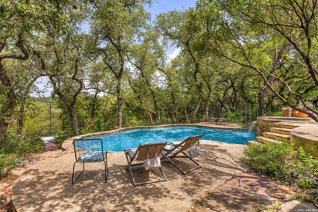 Photo of 1059 Flagstone