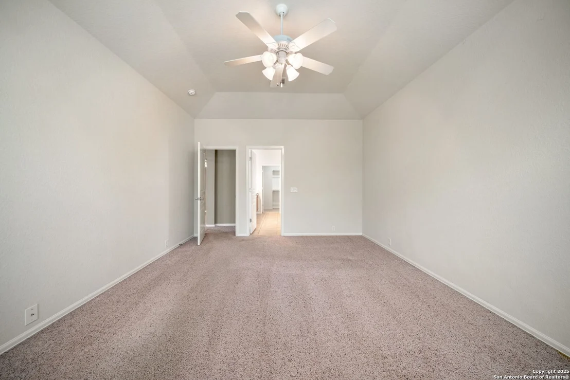 Photo of 1014 Windy Pond