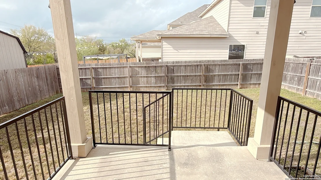 Photo of 8411 PUENTE