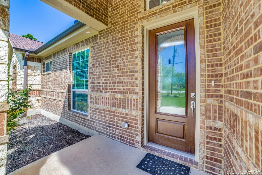 Photo of 712 COUNTY ROAD 3823