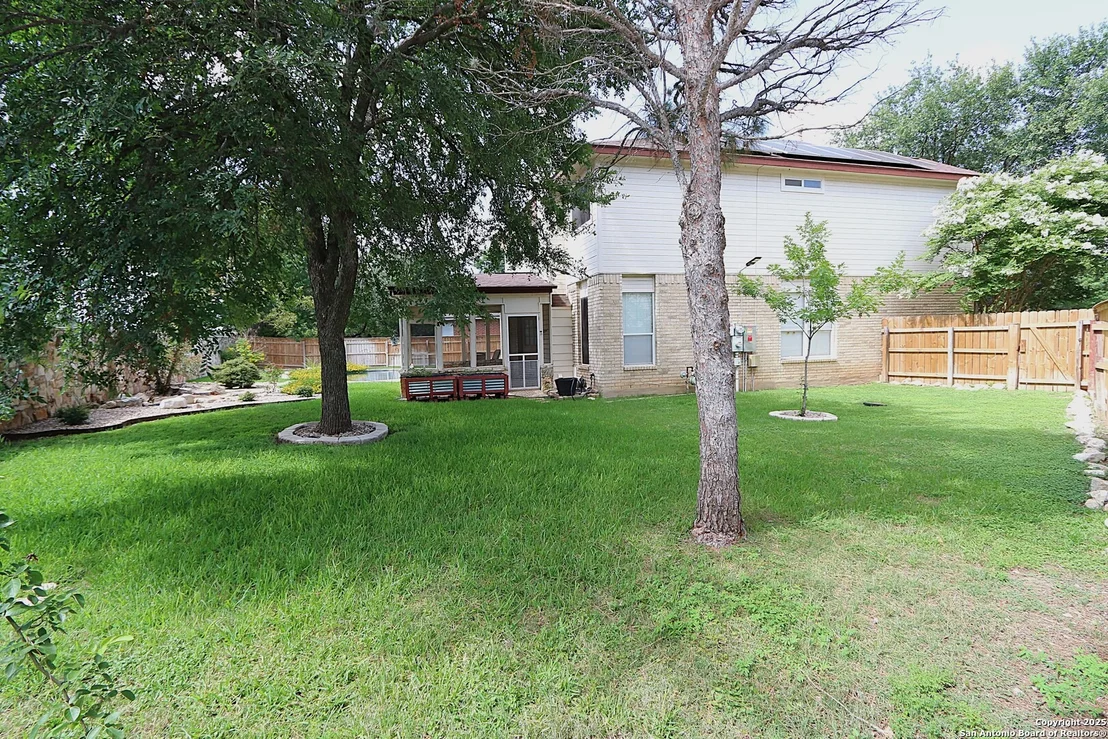 Photo of 4922 Rosemoss