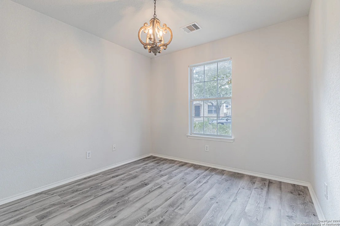 Photo of 6615 Suncliff Crst