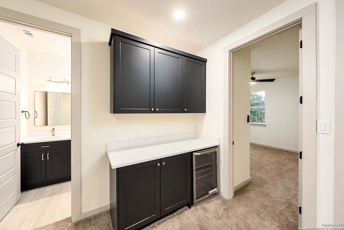Photo of 118 San Antonio Blvd