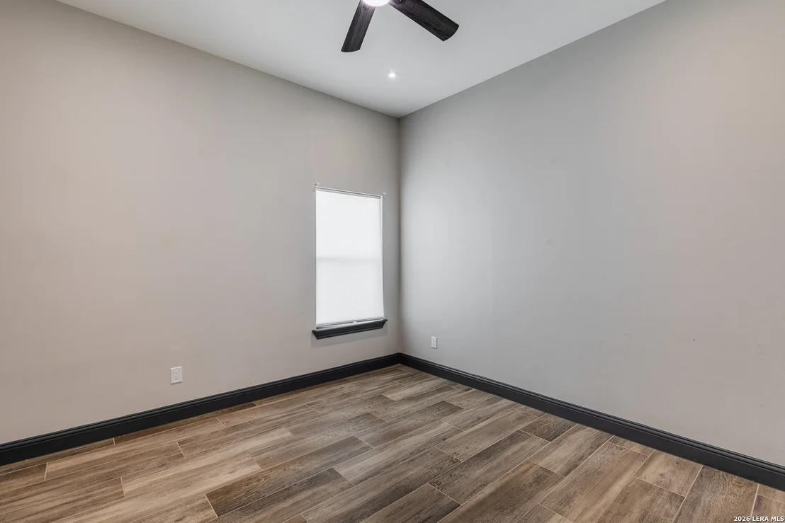 Photo of 1022 Colon Lane
