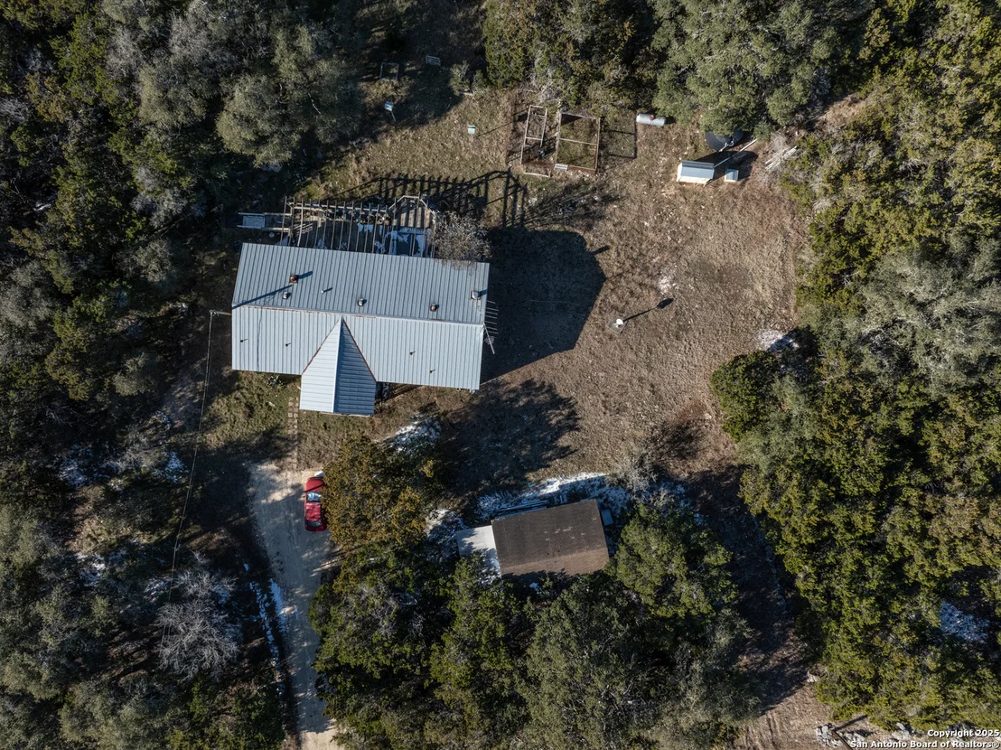 Photo of 108 LIVE OAK PASS