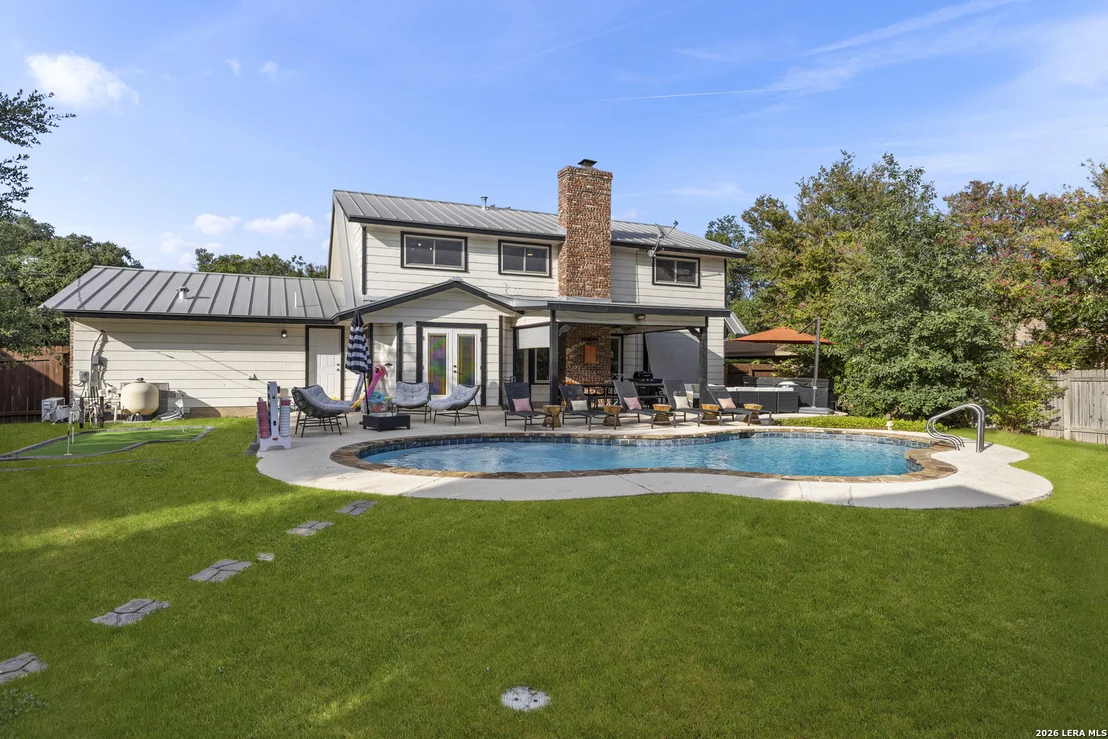Photo of 10807 Mount Ida