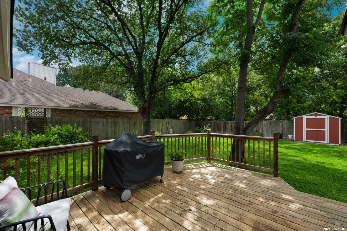Photo of 15015 OAK BRIAR