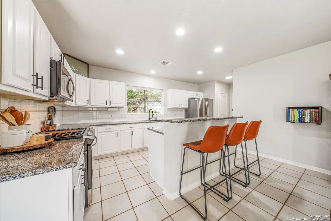 Photo of 11203 Jadestone