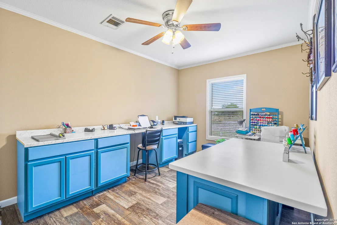 Photo of 609 Country Trail